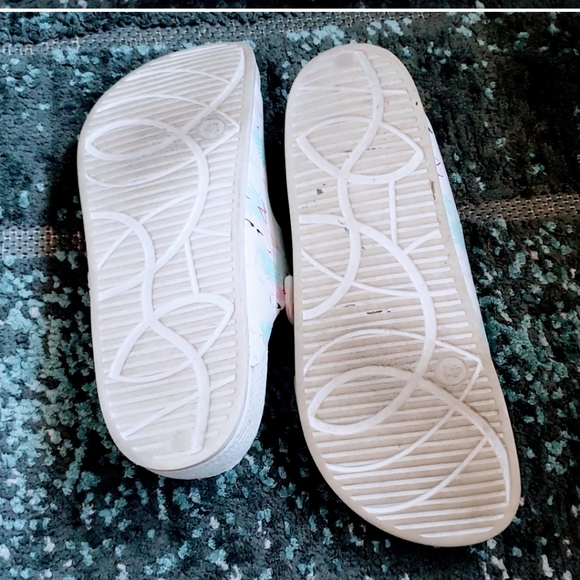 FUNKYMONKEY Women's Comfort Slides Double Buckle Adjustable EVA Flat Sandals - Picture 3 of 3